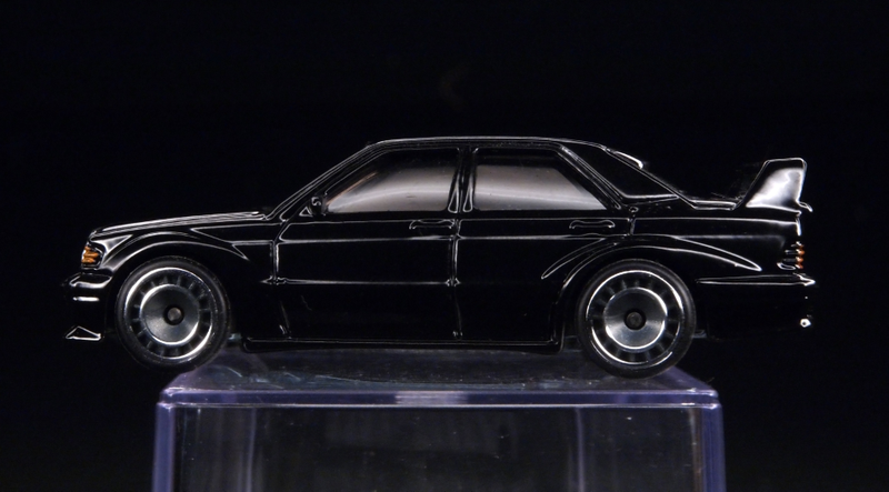 Illustration for article titled LaLD Car Week: Schwarz